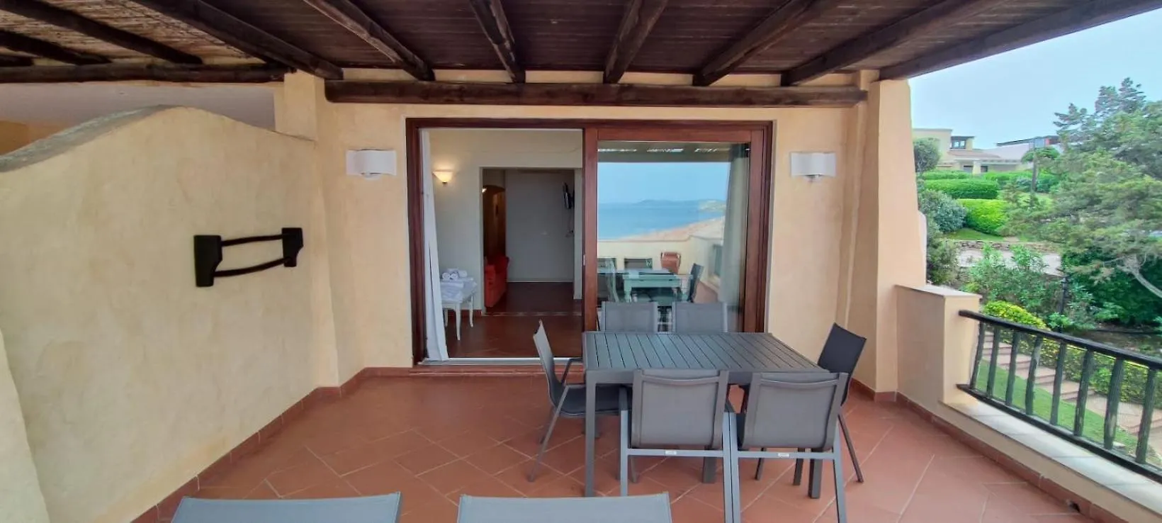リーシャ・ディ・ヴァッカLa Terrazza Sul Mareアパートメント イタリア