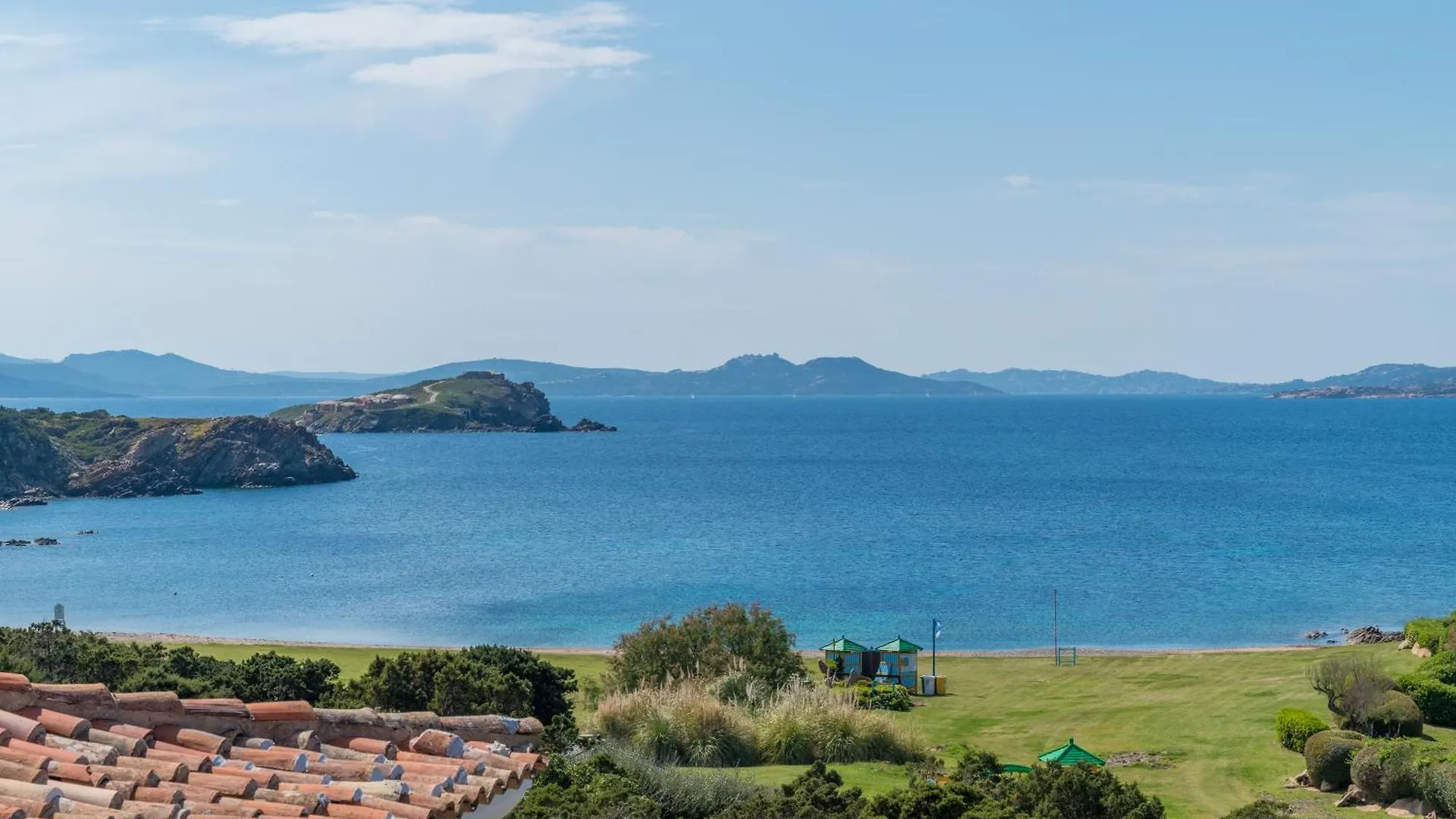 アパート リーシャ・ディ・ヴァッカLa Terrazza Sul Mareアパートメント イタリア